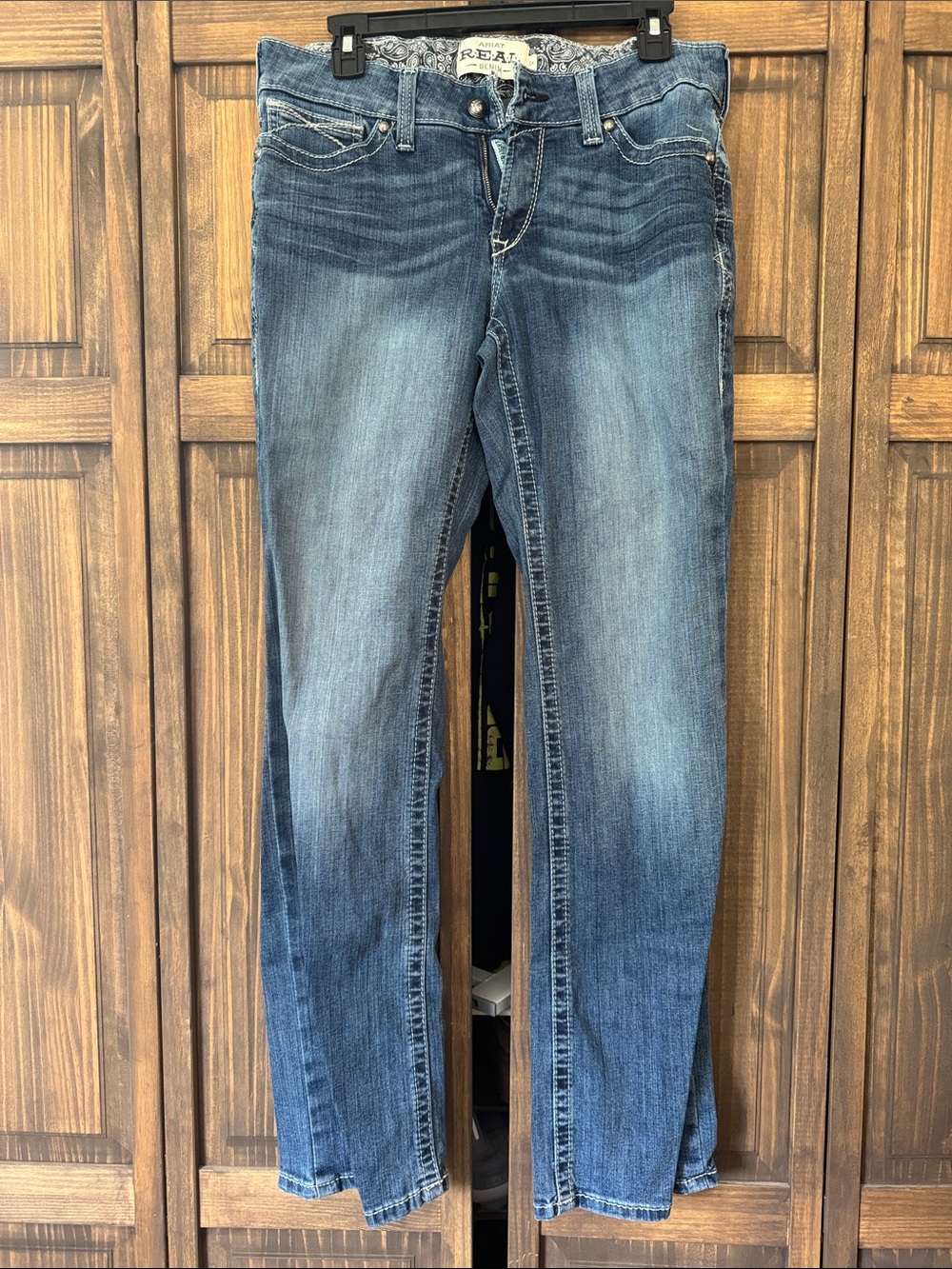 Ariat Women's Medium Blue Straight Leg Jeans